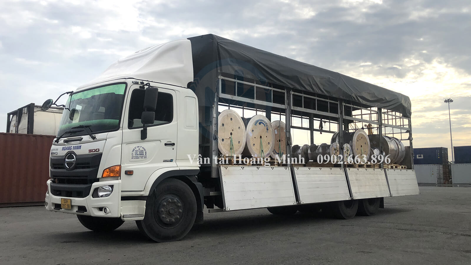 lý do nên thuê xe tải ở hoàng minh