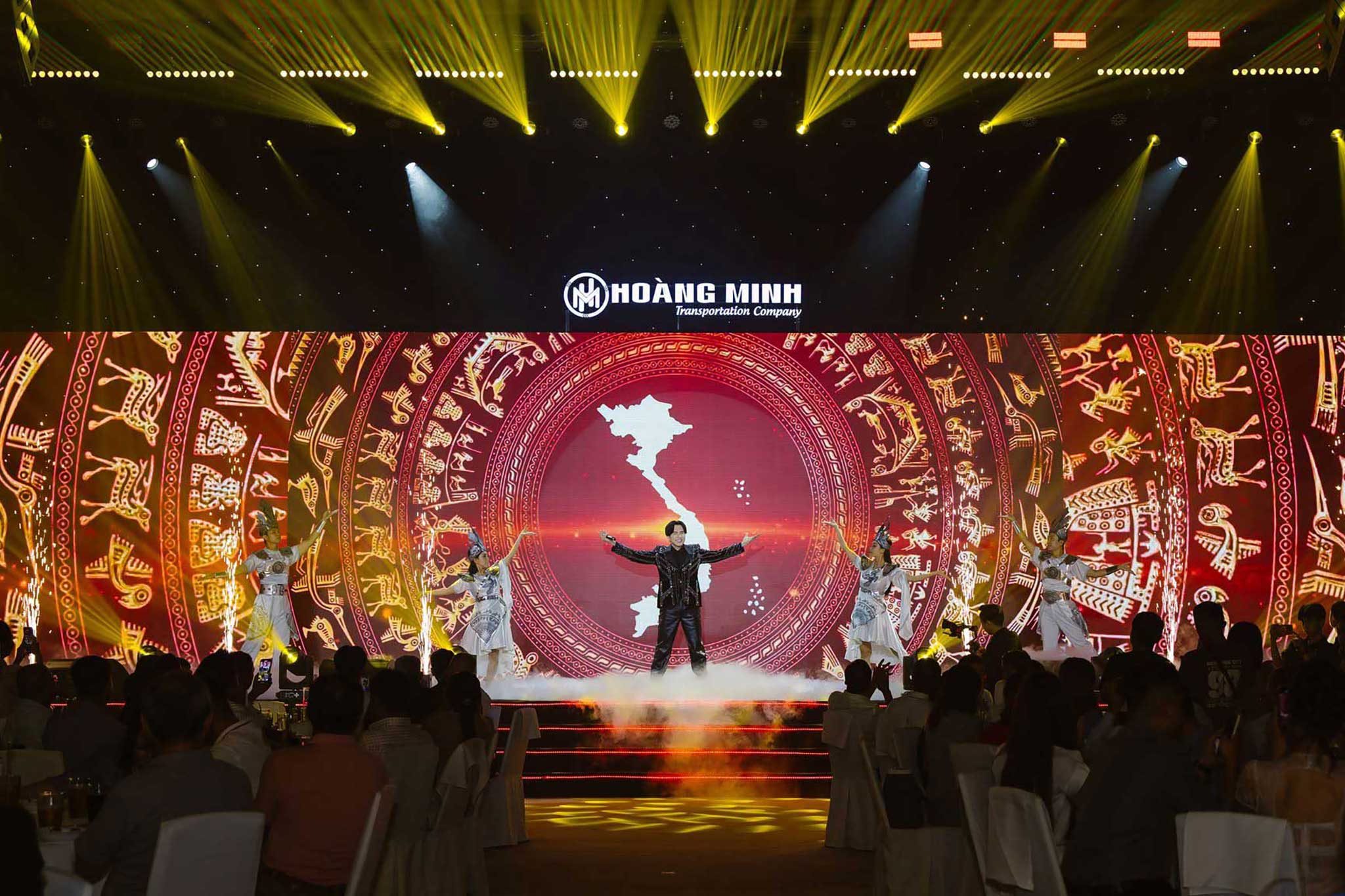 khong-khi-le-ky-niem-10-nam-thanh-lap-van-tai-hoang-minh khong-khi-le-ky-niem-10-nam-thanh-lap-van-tai-hoang-minh