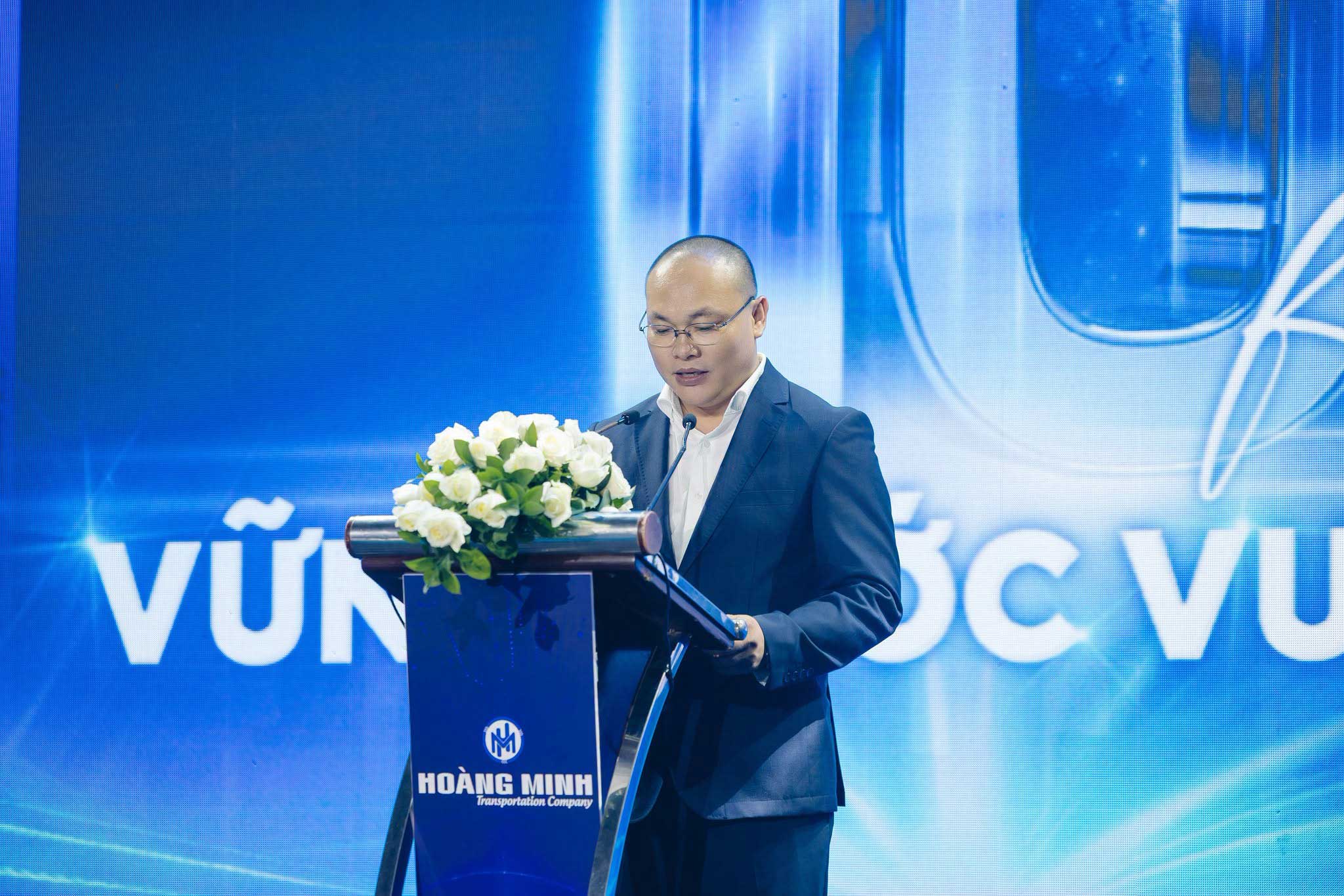 lanh-dao-van-tai-hoang-minh-phat-bieu-tai-le-ky-niem-10-nam Lãnh-đạo-Vận-tải-Hoàng-Minh-phát-biểu-tại-Lễ-kỷ-niệm-10-năm