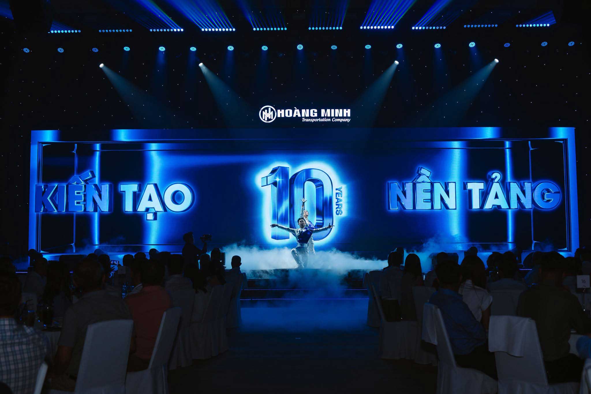 van-tai-hoang-minh-10-nam-kien-tao-va-phat-trien Vận-tải-Hoàng-Minh-10-năm-kiến-tạo-và-phát-triển