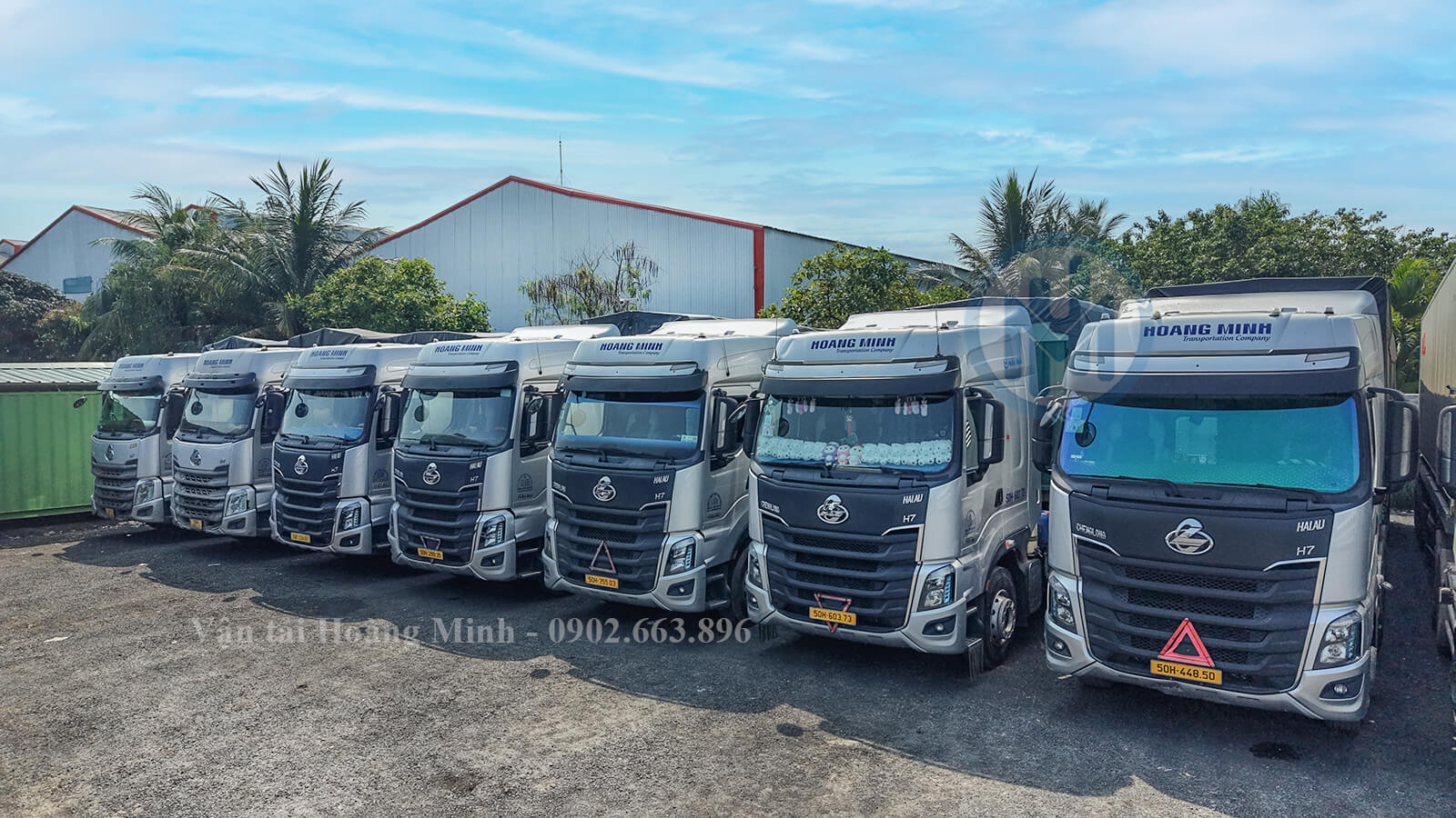 Đội xe đáp ứng dịch vụ vận chuyển tại Cần Thơ