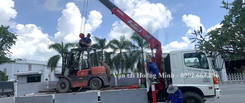 Cho thuê xe cẩu tải huyện Bàu Bàng